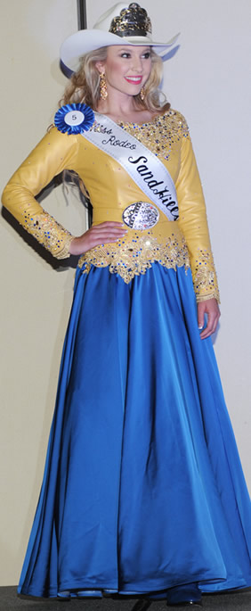 Katelynn Brownlee, Miss Texas Teen 1st Runner-up, in gold pearlized lambskin